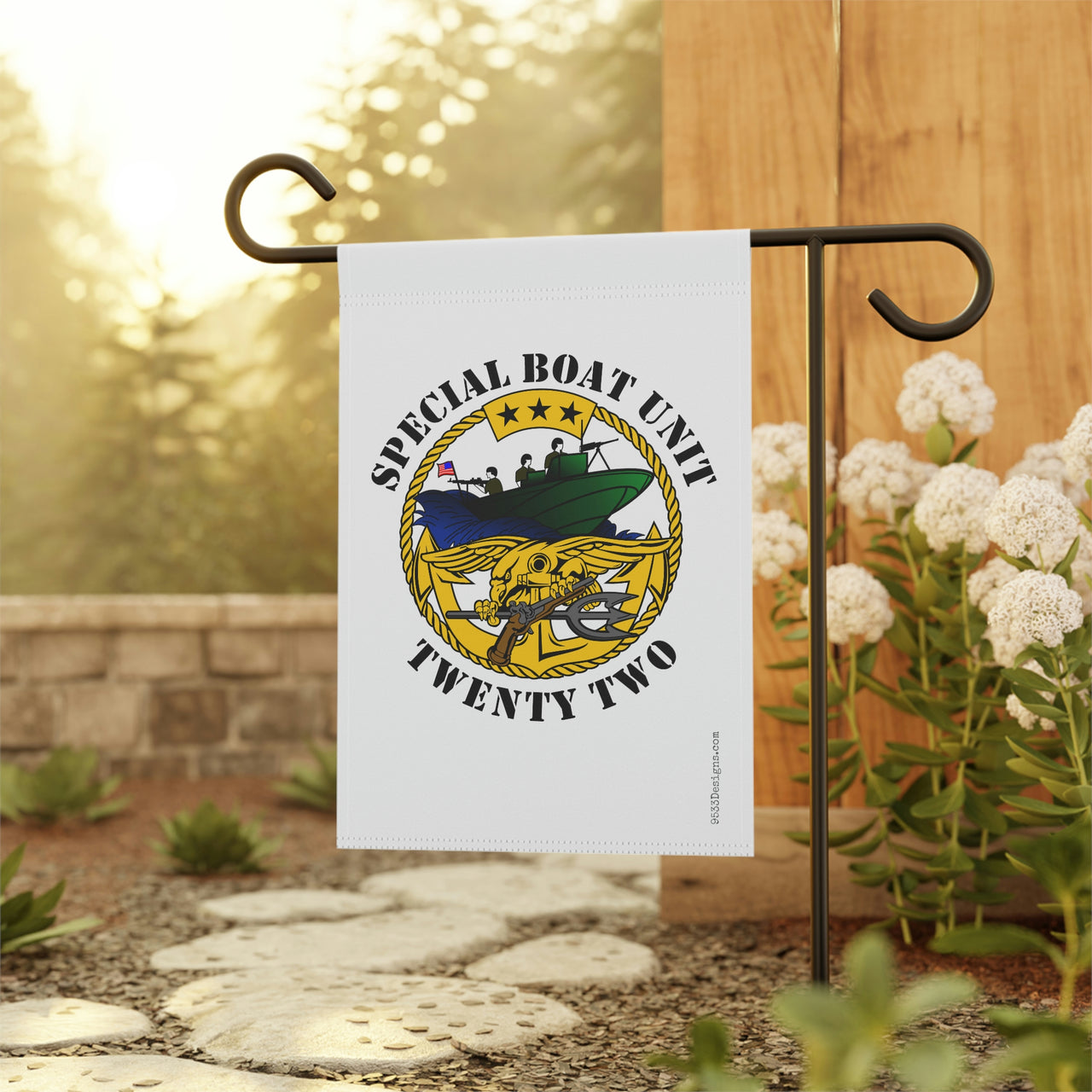 Garden Flag - SBU 22 v1 (White)