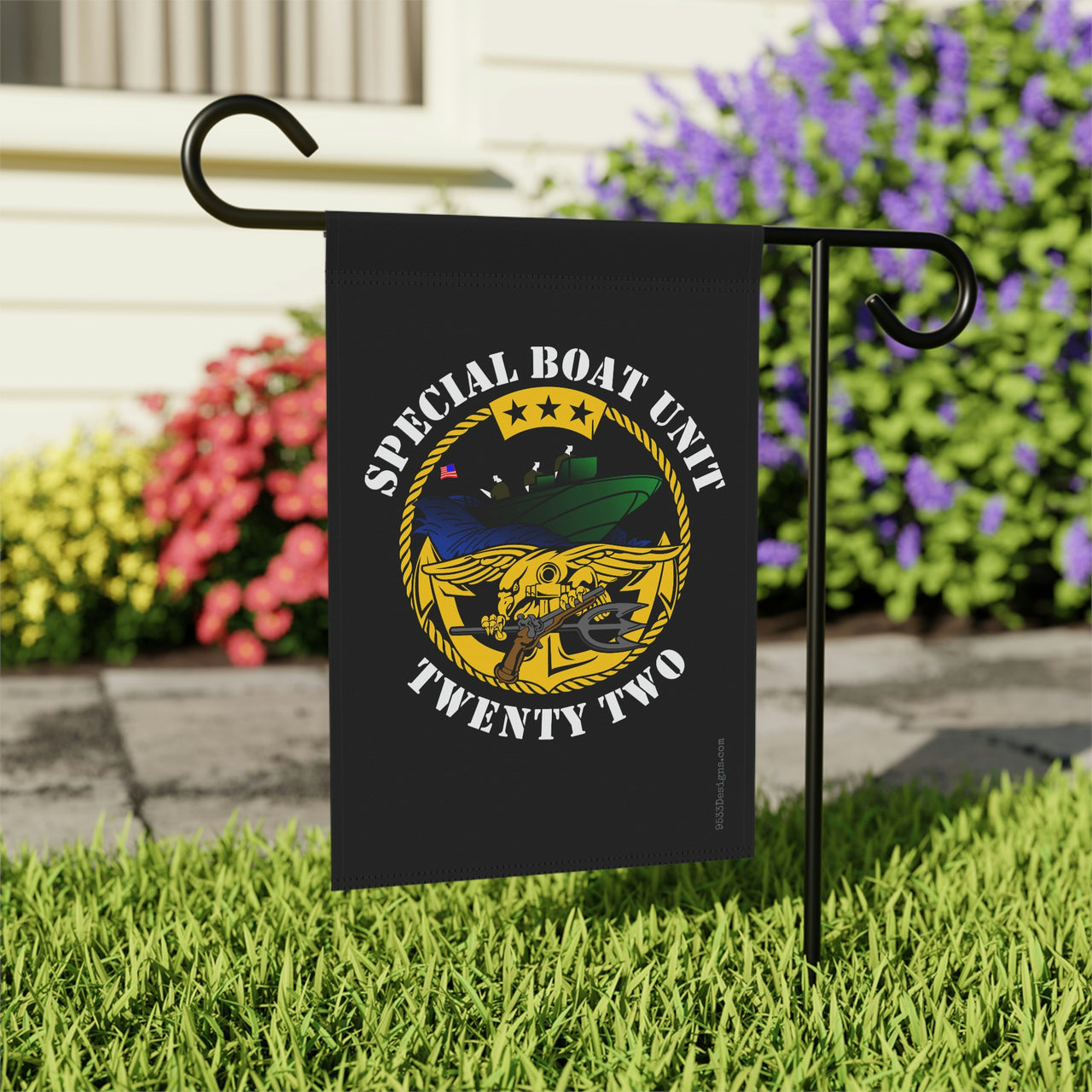 Garden Flag - SBU 22 v1 (Black)