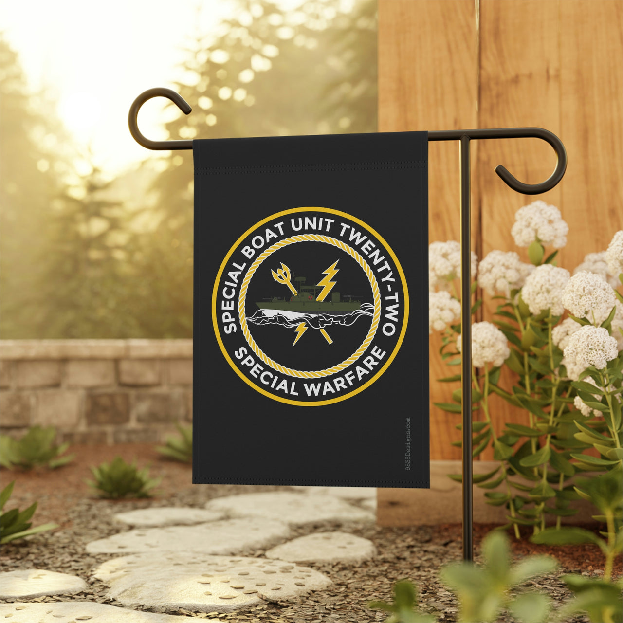 Garden Flag - SBU 22 v2 (Black)
